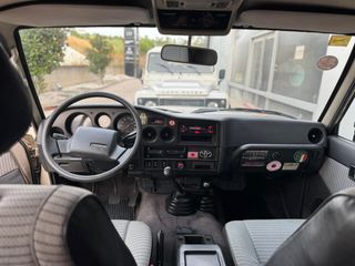 TOYOTA Land Cruiser HJ 61 Turbo