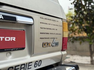 TOYOTA Land Cruiser HJ 61 Turbo