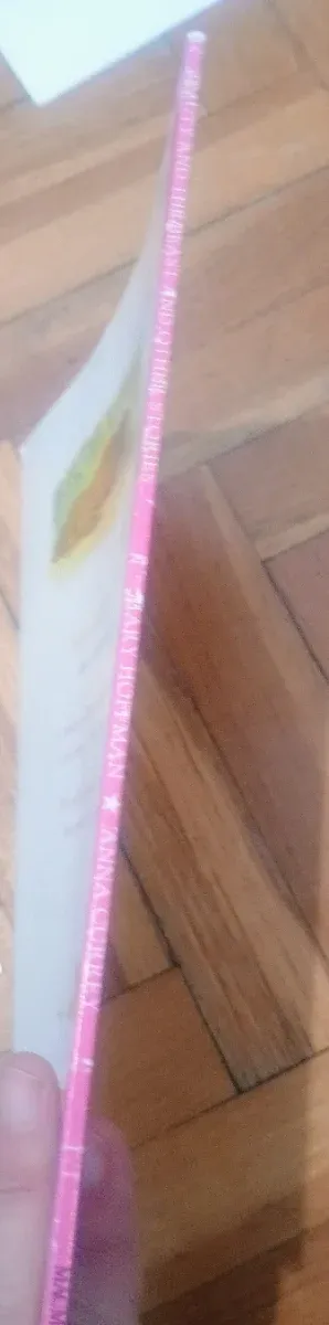 The Macmillan first nursery collection: Beauty ...