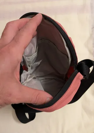 Bolso Nike rosa y negro