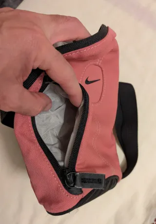 Bolso Nike rosa y negro