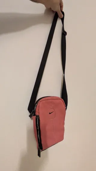 Bolso Nike rosa y negro