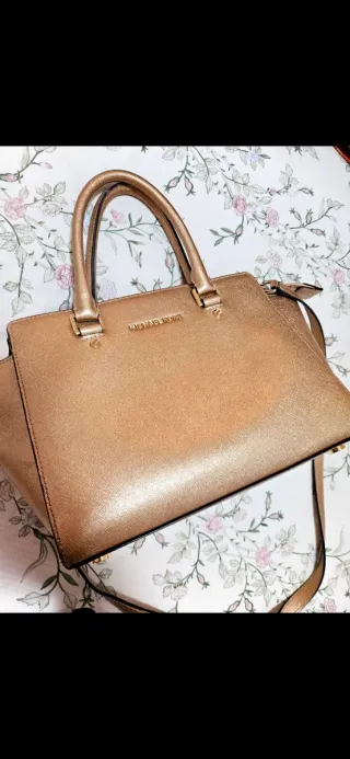 Bolso Michael Kors Dorado