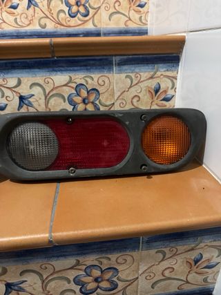 Pilotos Traseros Nissan Terrano