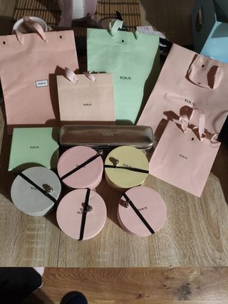 Bolsas y Cajas TOUS