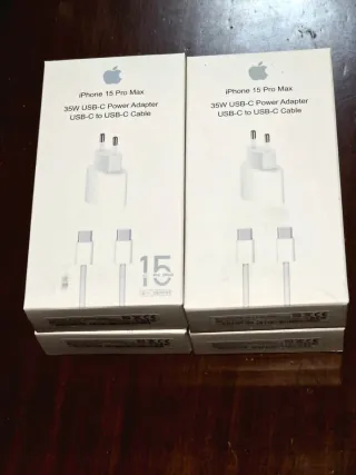 Cargador y Cable Apple iPhone 15  35W