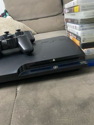 Consola PS3 + 2 Mandos + Juegos mas de 10
