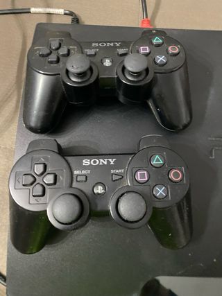 Consola PS3 + 2 Mandos + Juegos mas de 10