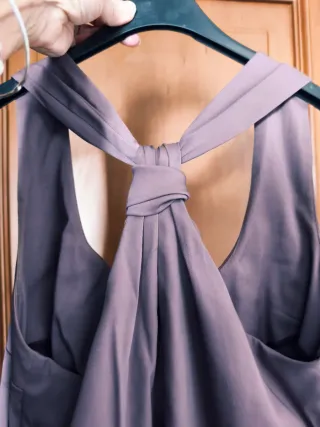 Vestito estivo con nodo