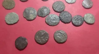 Lote 21 Monedas Romanas Antiguas para datar