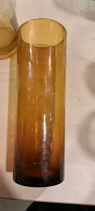 Vasos de tubo ámbar