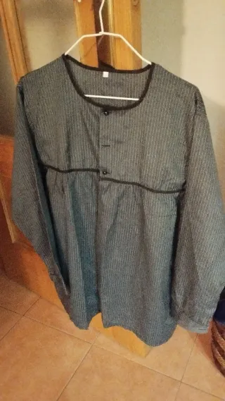 Blusón Fallero Niño Talla L 55cm manga. 73cm largo