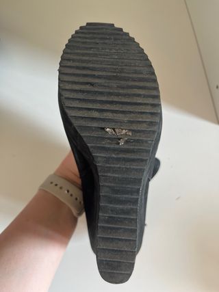 Stivaletti zeppa alta neri Aldo