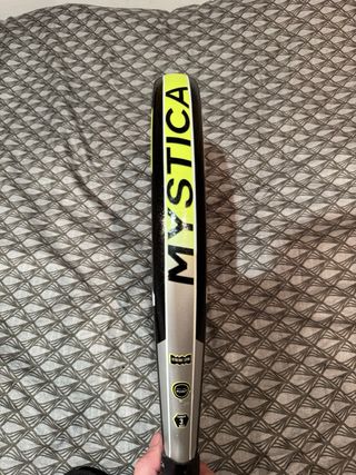 Pala de pádel Mystica Carbon Attack LTD PRO