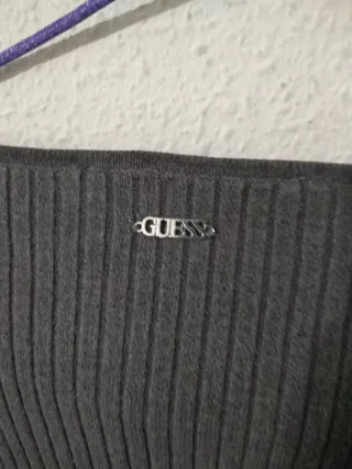 Blusa Guess manga larga gris