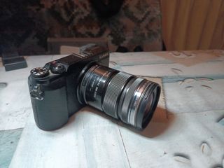 Panasonic Lumix GX80 más 12-50 mm