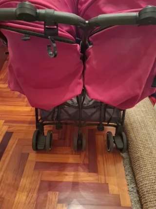 Silla gemelar color fucsia,BABY MONSTER