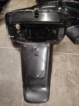 Tapas Piaggio Zip Agua