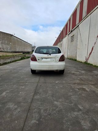 Nissan Almera 2005