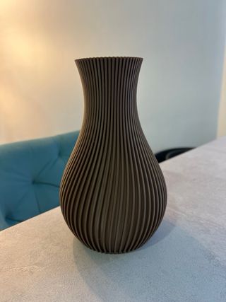 Jarrón Decorativo Acanalado 3D