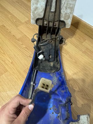 Guardabarros Yamaha WRF 2003 original para itv.