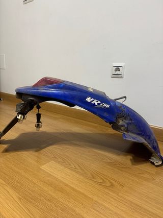 Guardabarros Yamaha WRF 2003 original para itv.