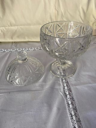 Bomboneira de Vidro Trabalhado