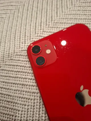 Iphone 11 rojo 64Gb