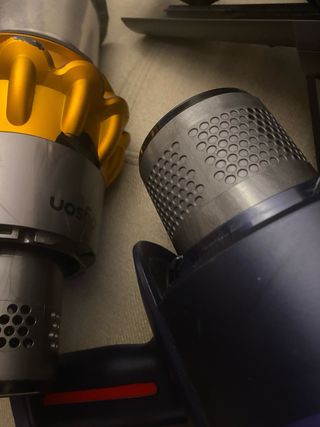 2 Dyson Gen5 e V15