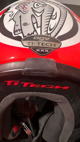 Precioso Casco AGV Talla XXS Infantil + Funda