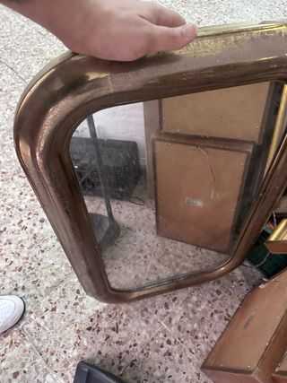 Lote Antigüedades: Cuadros, Libros, Espejos