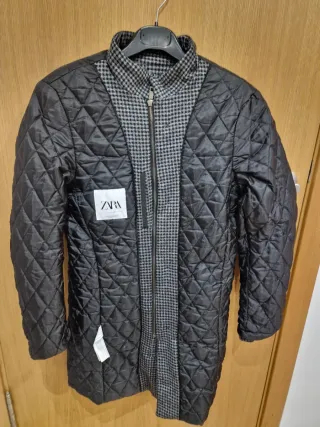 Abrigo Zara Cuadros Gris y Negro