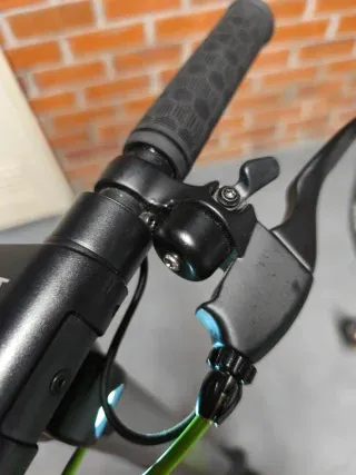 Patinete Eléctrico Cecotec Bongo Serie A