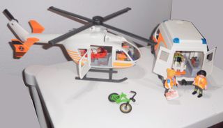 Hospital Playmobil con Vehículos