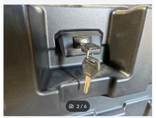 Cofre Toyota Hilux  SIN USAR