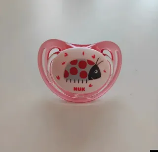 2 Chupetes NUK con funda SOLO ENVIO