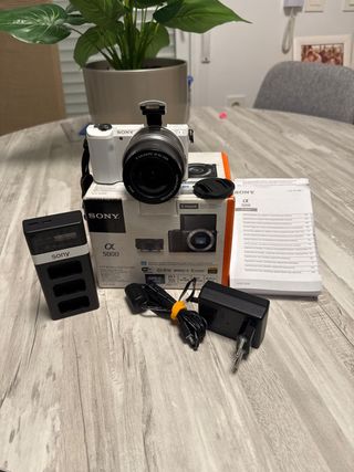 Sony Alpha 5000 Cámara Digital