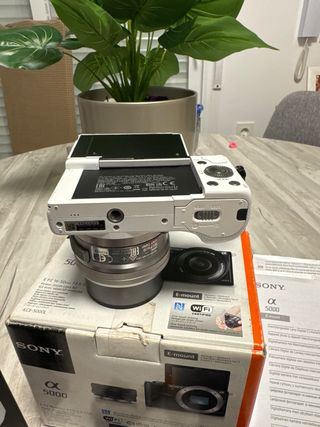 Sony Alpha 5000 Cámara Digital