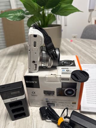 Sony Alpha 5000 Cámara Digital