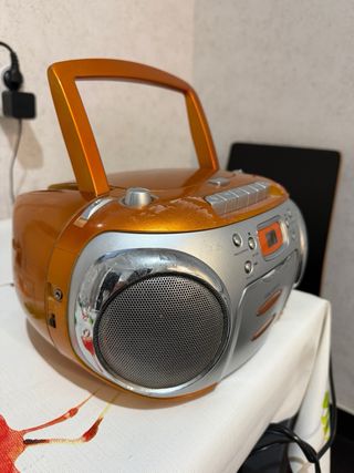 Radiocaset SCOT naranja y plata