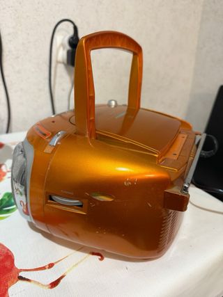 Radiocaset SCOT naranja y plata
