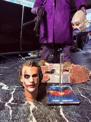 Figura Joker Hot Toys 1/4