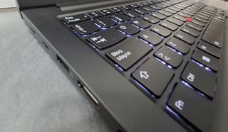 Lenovo Thinkpad E14 Intel Ultra 5 512/32Gb