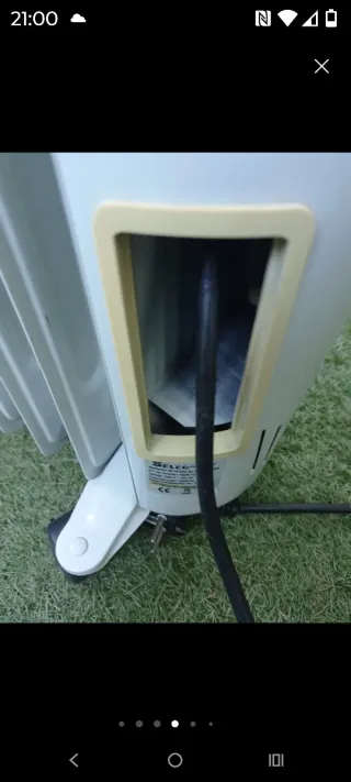 Radiador eléctrico beige y gris