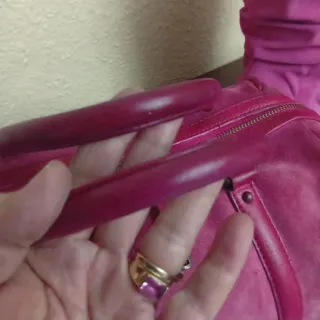 Bolso Purificación García ante piel fucsia
