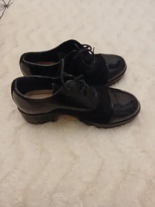 Zapatos Oxford Negros Charol y Ante