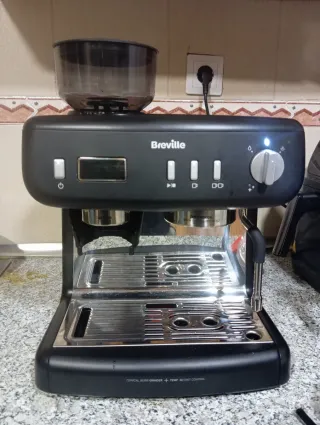 Cafetera Breville Negra