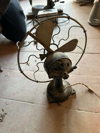 Ventilador antiguo sin aspa, no funciona