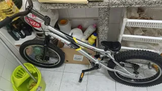 Bicicleta Monty Trial Magura