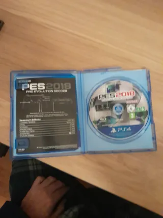 PES 2018 Pro Evolution Soccer PS4 Premium Edition